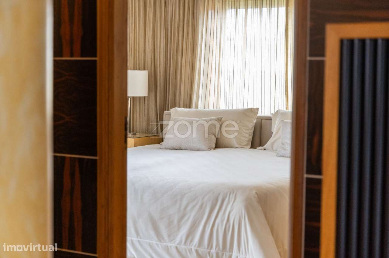 LUXUOSA MORADIA - LOCALIZAÇÃO PREMIUM NO CENTRO DE FAMALICÃO-41