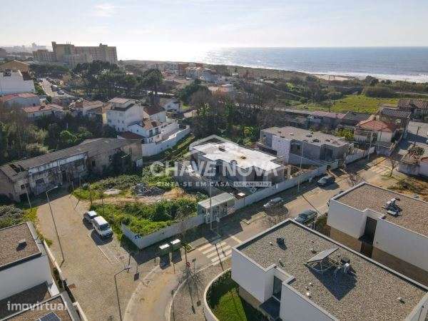 Moradia T3+1 de Luxo c/ Piscina em São Félix da Marinha - Grande imagem: 5/17