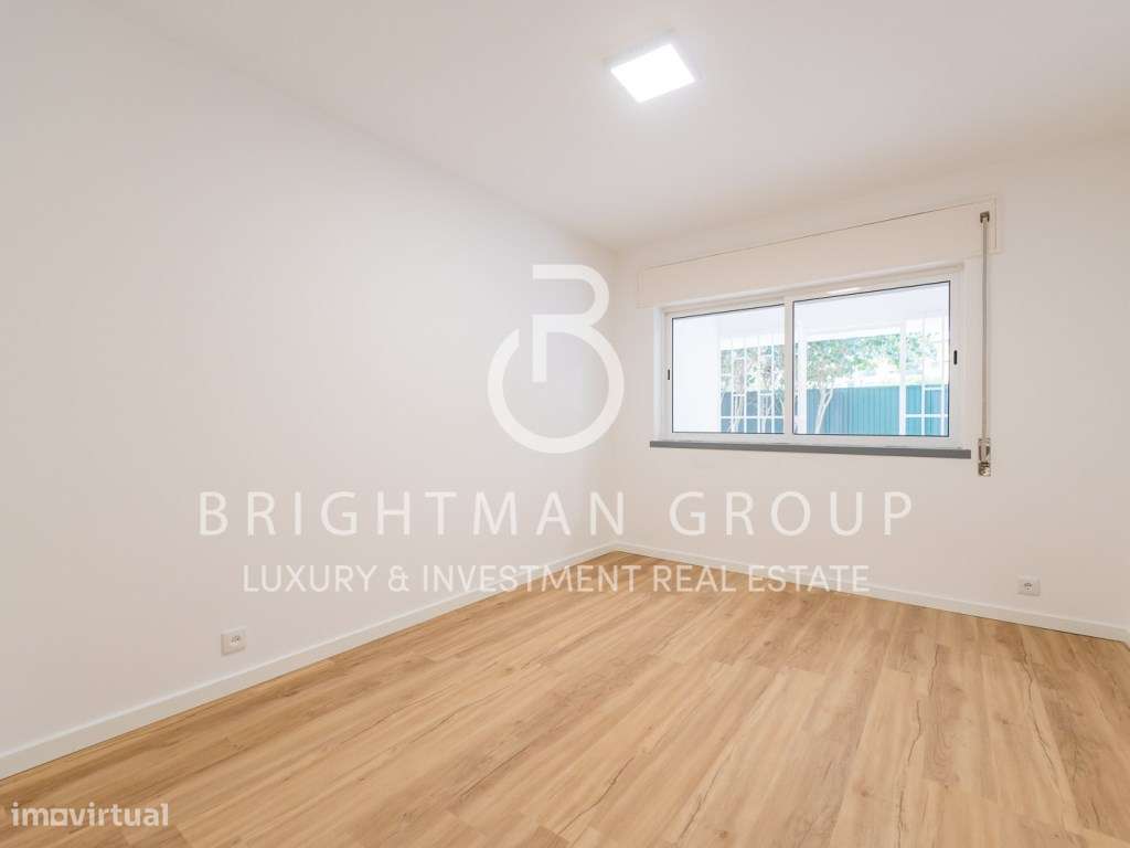 T1 com logradouro, garagem e arrecadação, no Monte Estoril - Grande imagem: 5/41