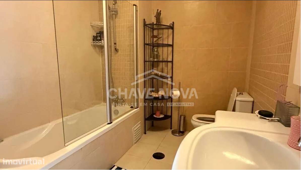 Apartamento T5 no Centro de Vila Nova de Gaia-11