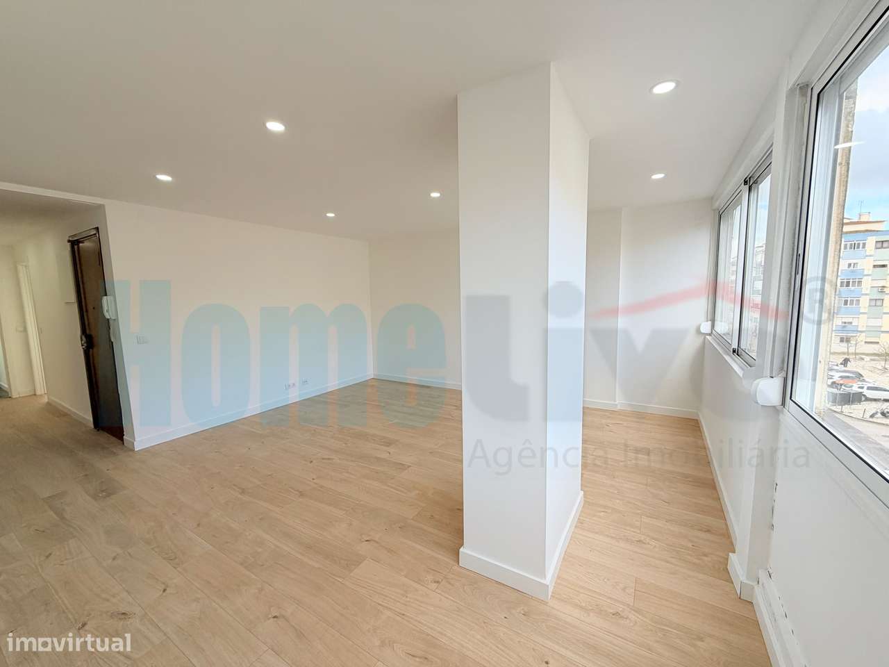 Apartamento T3 Remodelado Alverca, Próximo da Estação de Comboios-12