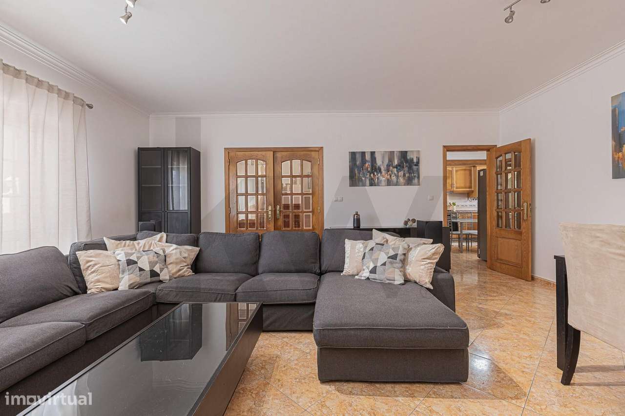 MORADIA T5 | BAIRRO DAS ARROTEIAS – CANEÇAS, ODIVELAS-9