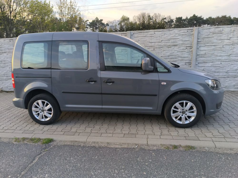 Volkswagen Caddy III 1.6 (5-Si.) DSG 2015