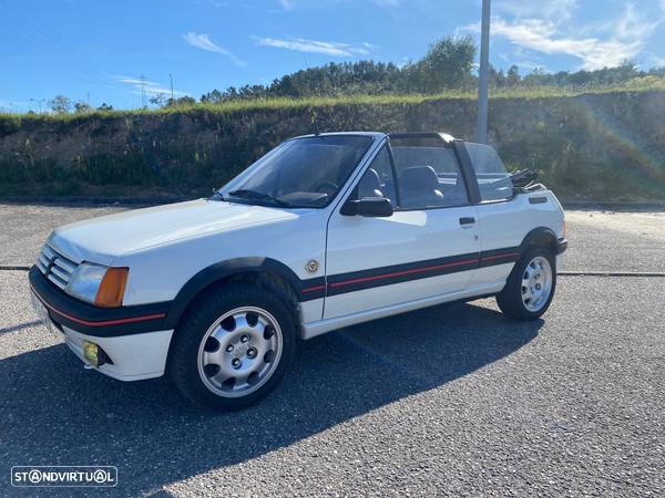 Peugeot 205 Cabrio - 1