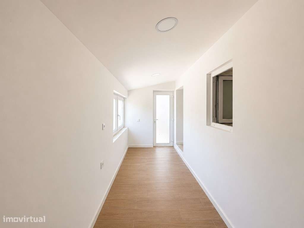 Refúgio D'Olival | Moradia T2+1 Totalmente Remodelada-26