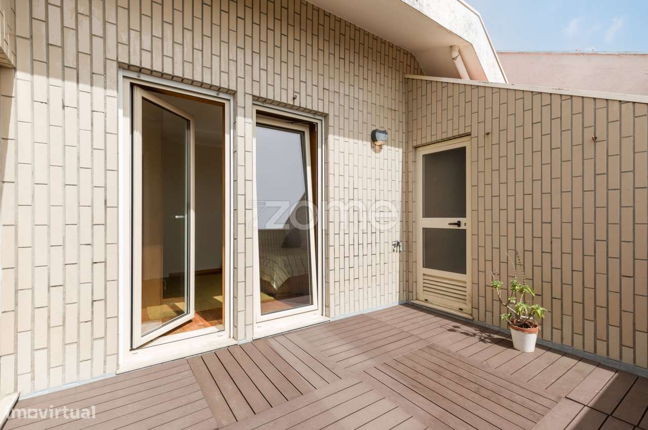 T3 / T4 Duplex com Terraços em Condomínio com Piscina – Francelos-14