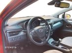 Toyota Avensis 2.0 D-4D Selection - 13