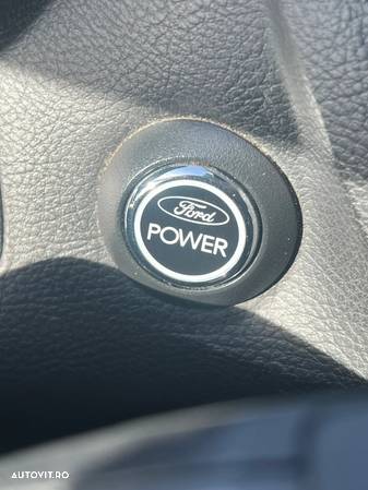 Ford Focus 2.0 TDCi DPF Powershift Titanium - 12