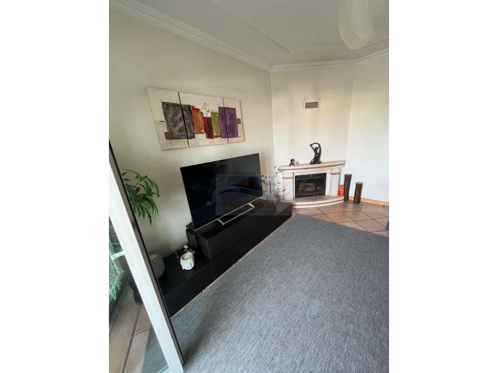 Luxo & Elegância, 2WC com uma Suite, Lareira, Varandas Frente e Tra... - Grande imagem: 5/25