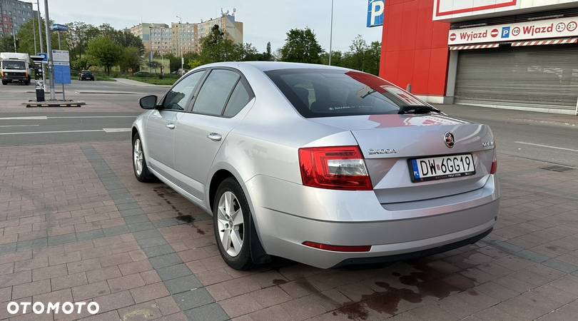 Skoda Octavia 1.4 TSI Ambition - 5