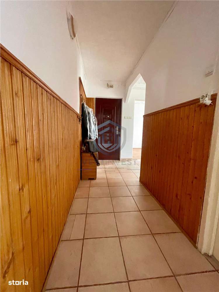 Apartament 3 camere , Marghita - Imagine principală: 5/8