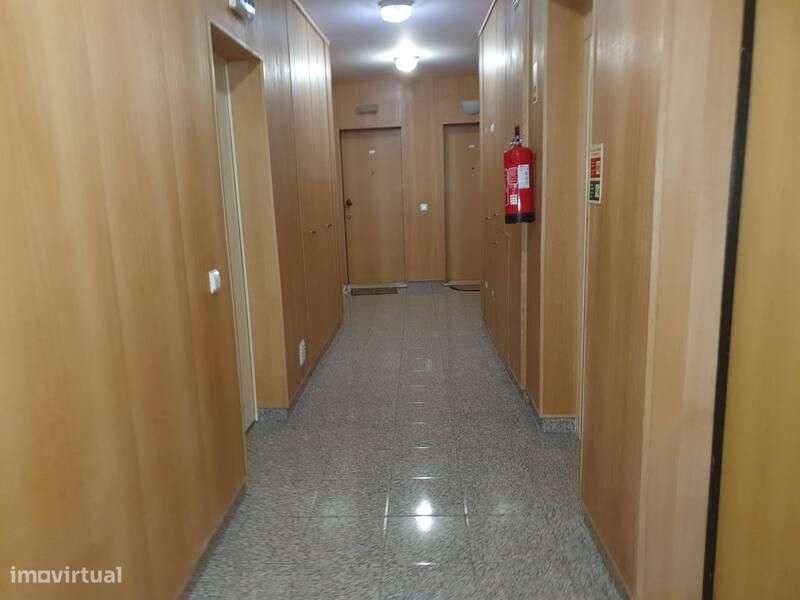 Apartamento T1 em Ermesinde | Próximo à estação de comboios - Grande imagem: 2/10