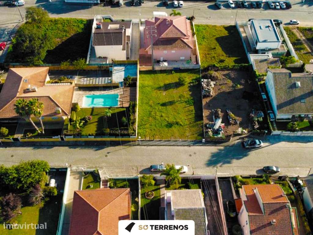 Lote para construção - Paços de Brandão - Grande imagem: 2/5