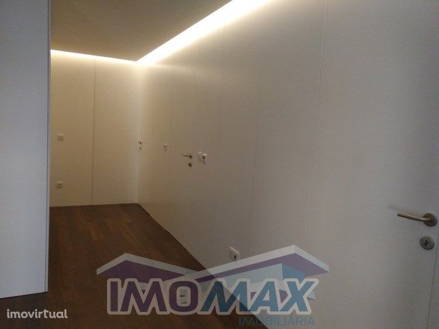 Apartamento T4 - Boavista, Porto