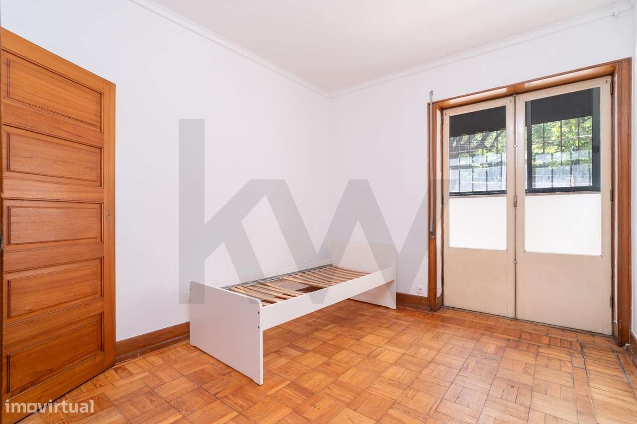 2 Apartamentos T8 + Piso Independente | 3 Garagens | Coimbra-20