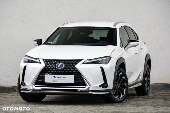 Lexus UX - 1