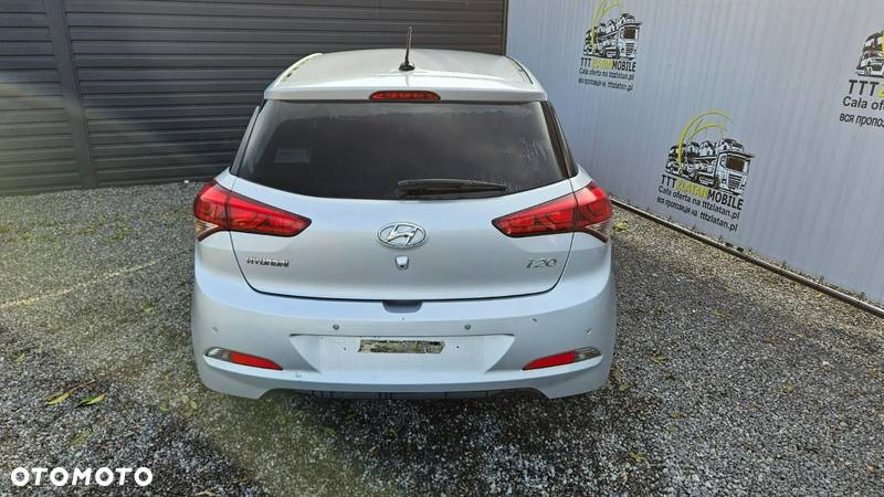 Hyundai i20 - 21