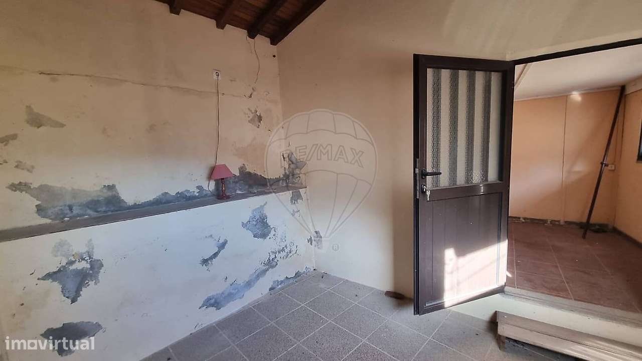 Moradia T2 para venda-3