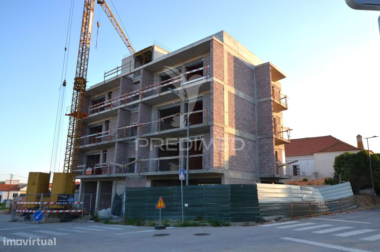 Apartamento T3 em Pêra - Grande imagem: 4/15