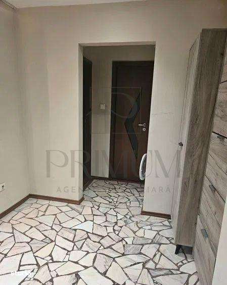 Girocului - 2 Camere - 2 Balcoane - Decomandat - Centrala termica prop - Imagine principală: 4/6