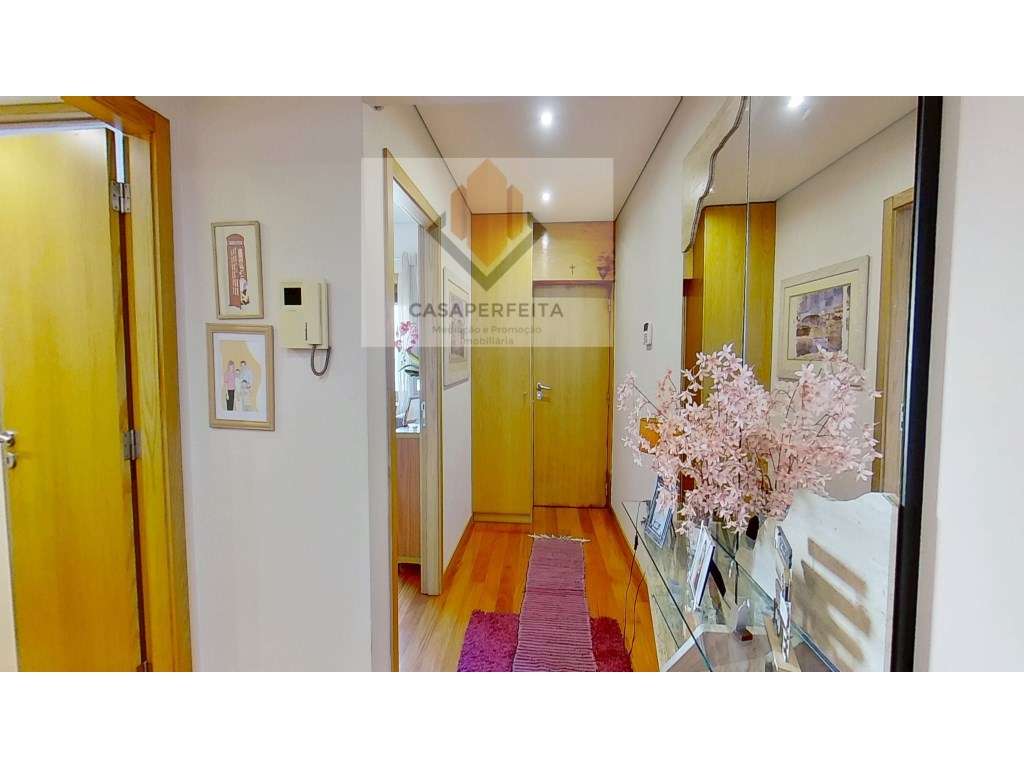 Moradia T3 + Escritório com Espaço Exterior - Mafamude - Junto a Sa...-27