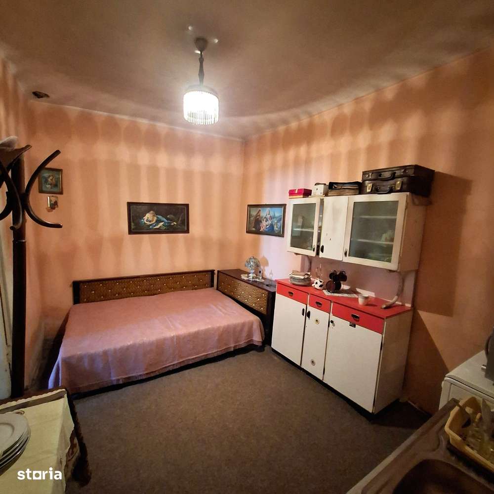 Vilă interbelică de excepție   utilizare mixtă   Ultracentral Odobești-7