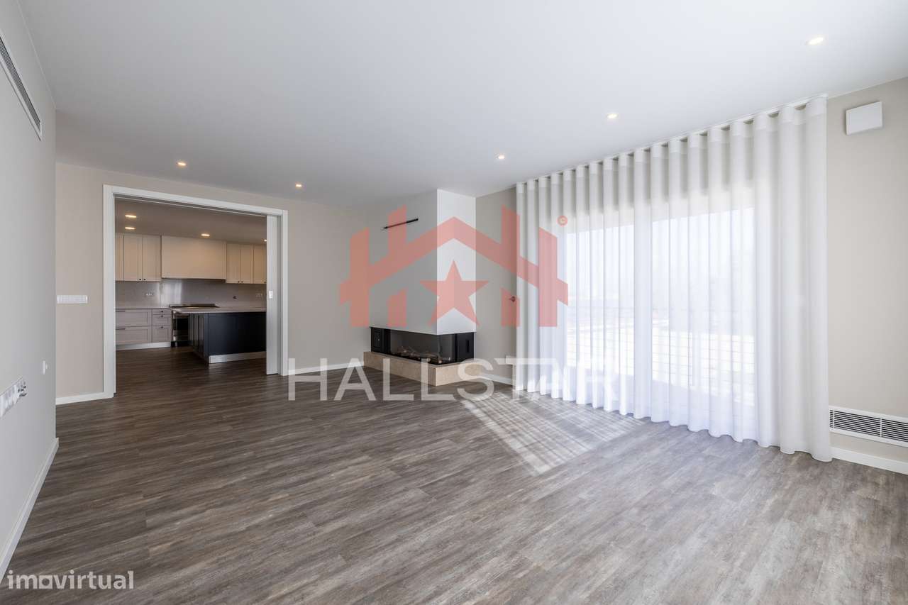 Moradia de Luxo T4 / Lote com 890m² / Marinha Grande-7