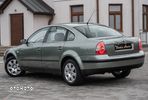 Volkswagen Passat 1.9 TDI Comfortline - 9