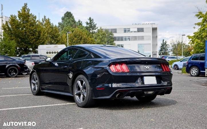 Ford Mustang 2.3 Eco Boost Aut. - 5