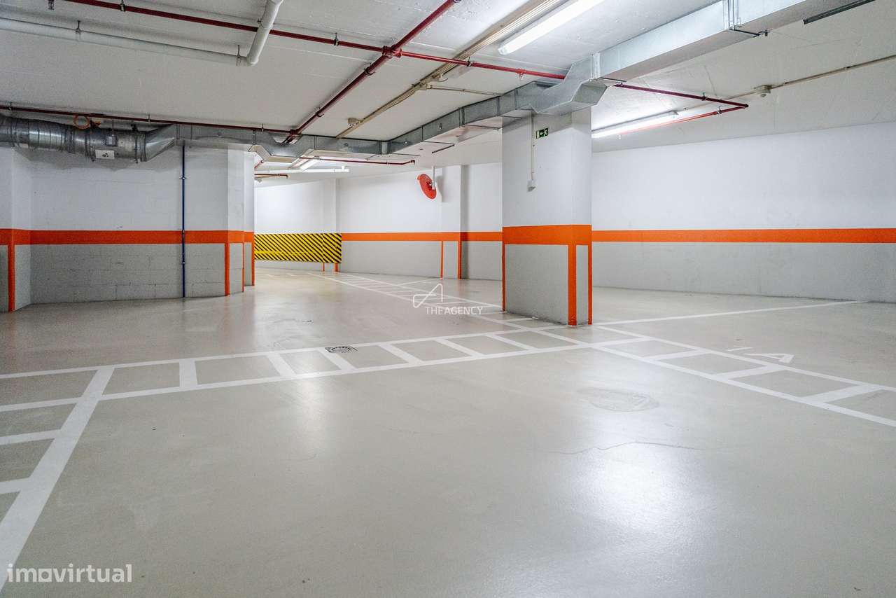 Apartamento T1 com Garagem na Rua Viriato – Avenidas Novas | Lisboa-23