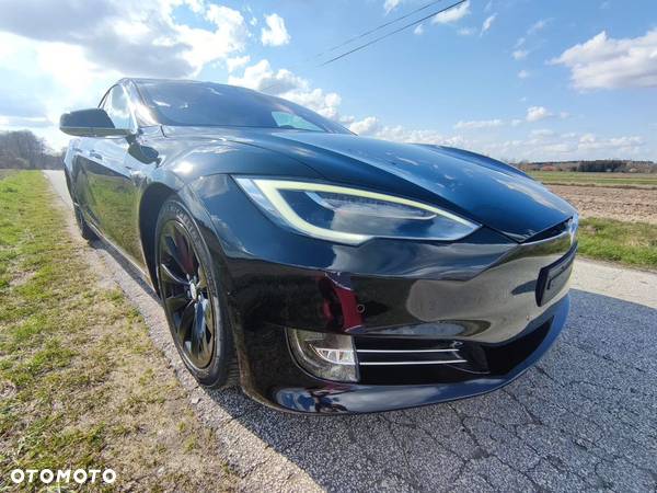 Tesla Model S Long Range Plus - 16