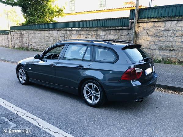 BMW 320 d Touring Exclusive - 56
