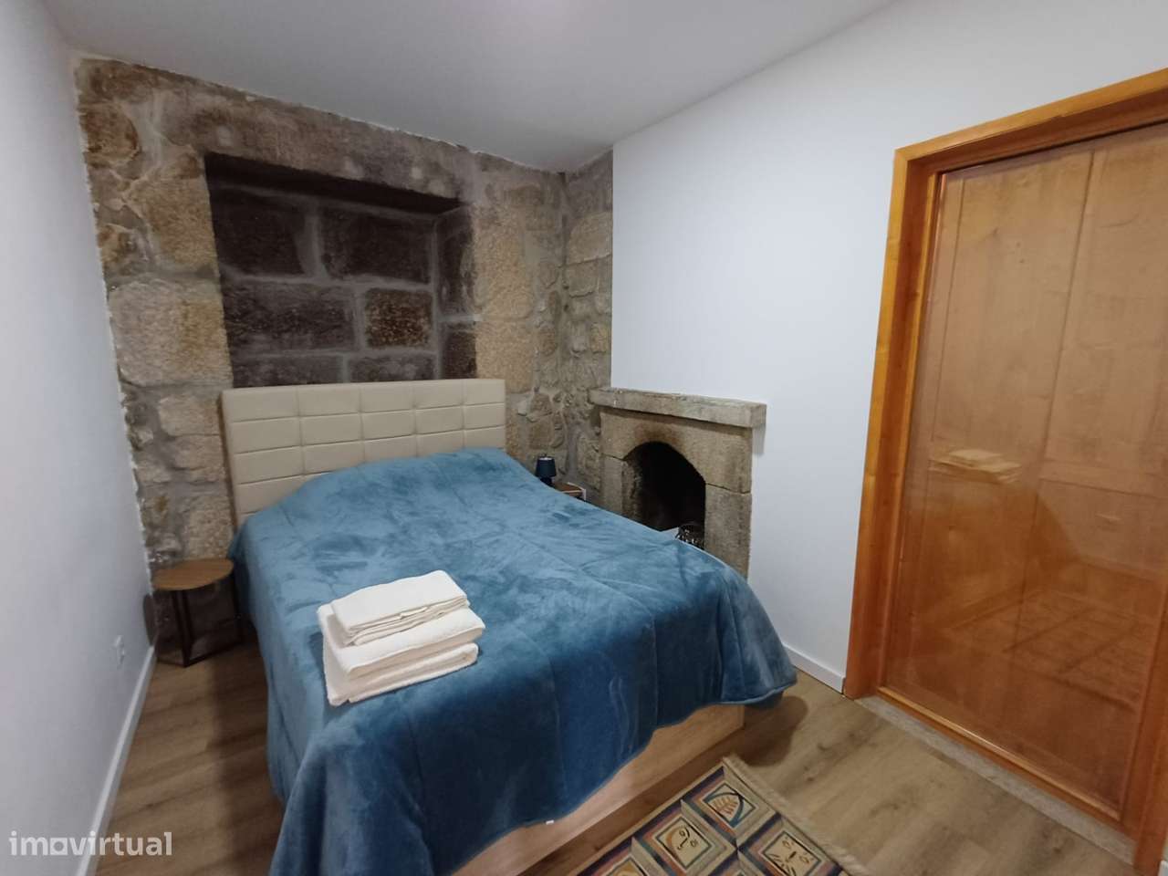 Moradia T4 Venda em Celorico (São Pedro e Santa Maria) e Vila Boa do M-12