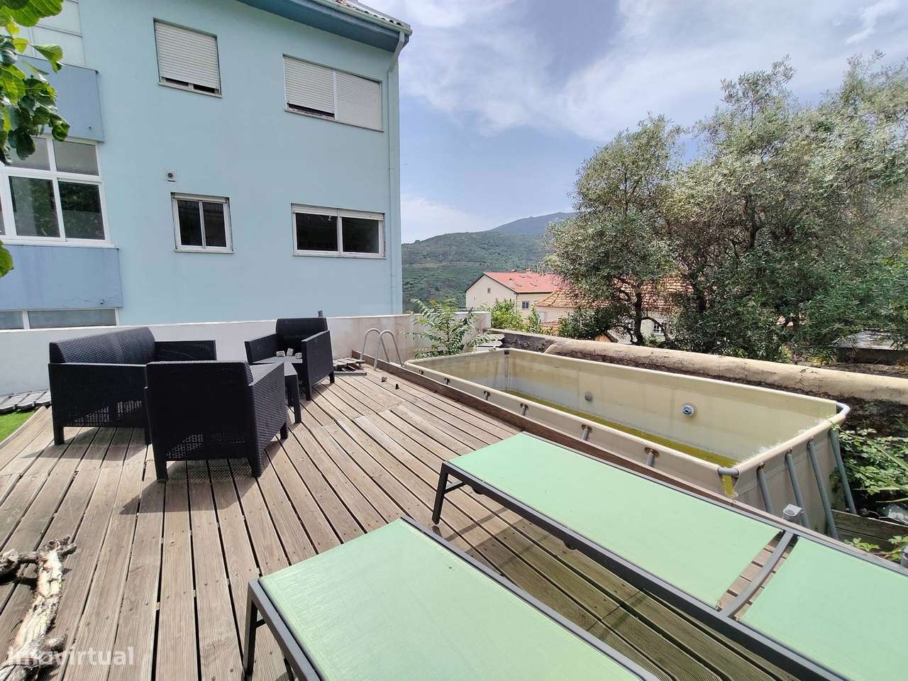 Moradia T1 Duplex Renovada c/ Quintal / Jardim / Piscina-36