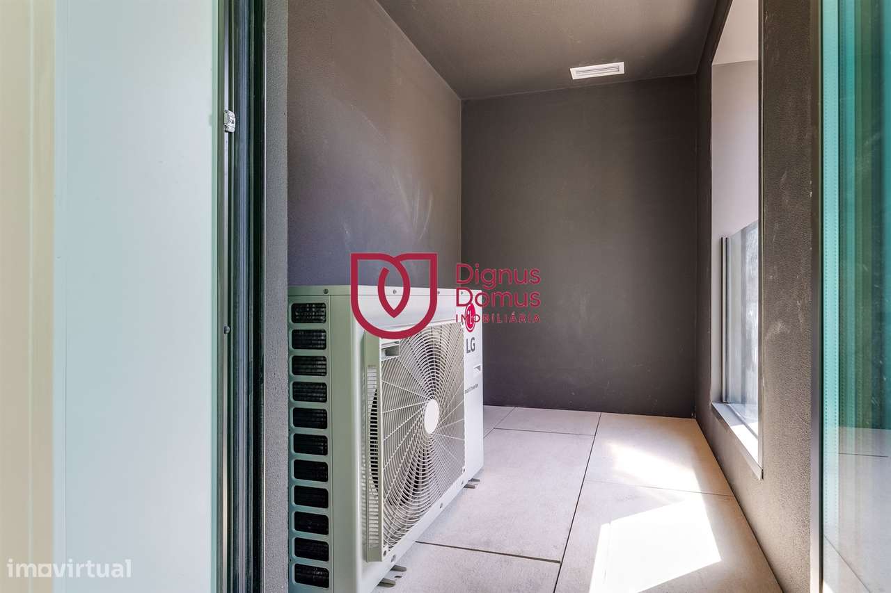 Apartamento T3 com 2 Lugares de Garagem — Centro de Gaia-16