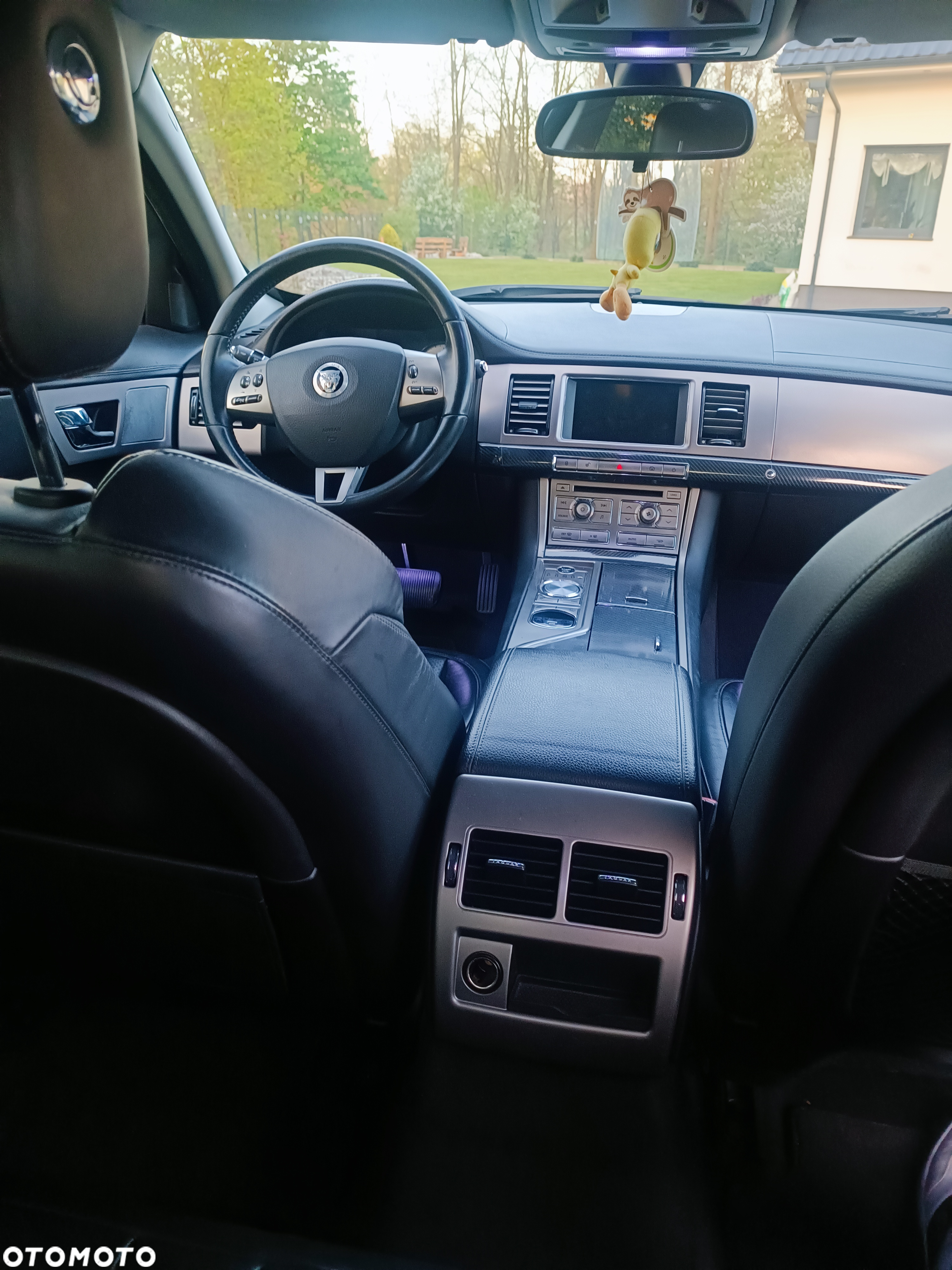 Jaguar XF 3.0 V6 D Luxury - 10