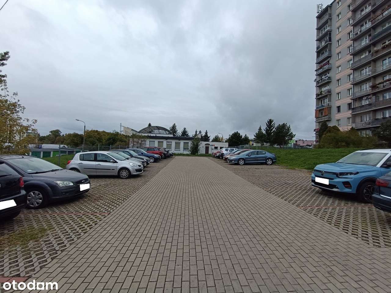 3 pokoje, widna kuchnia, teren ogrodzony, parking, winda - Pełny obrazek: 4/20