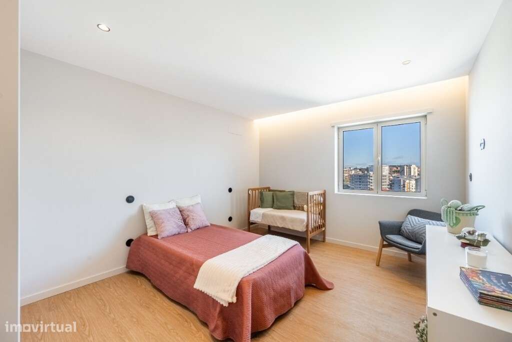 Apartamento T3 Remodelado | Próximo da Bosch-11