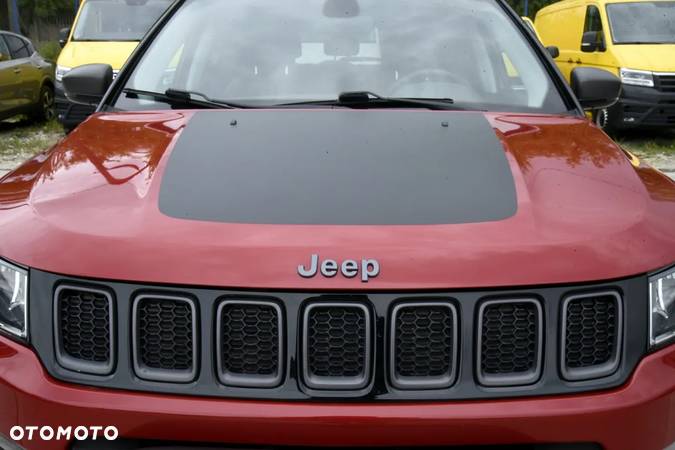 Jeep Compass - 9