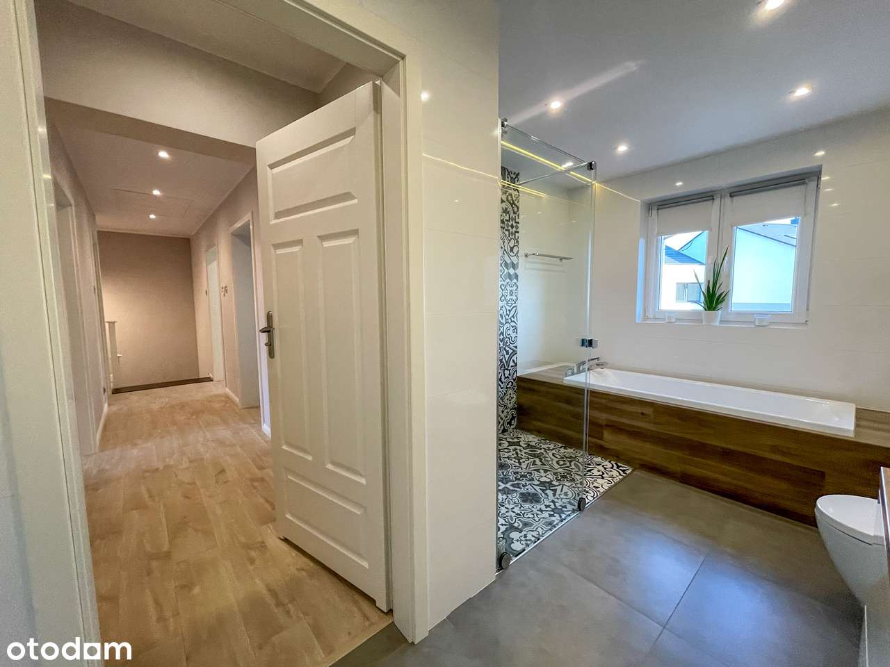 Przestronny i pięknie zaprojektowany dom szeregowy | ogród | garaż-13