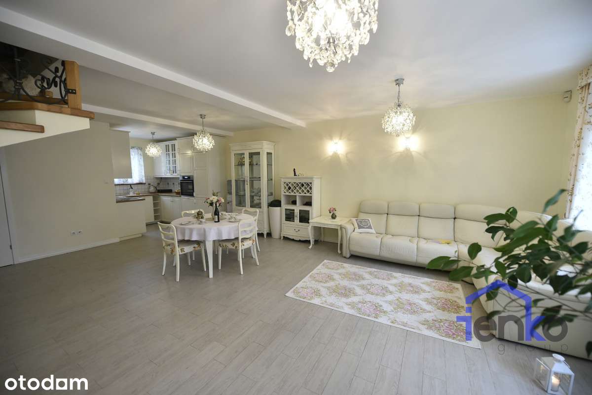 Dwupoziomowy apartament w unikalnej kamienicy-3