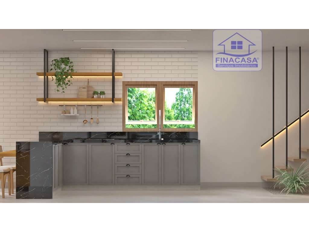Moradia Isolada em fase de renovação/ remodelação com piscina e jar...-8