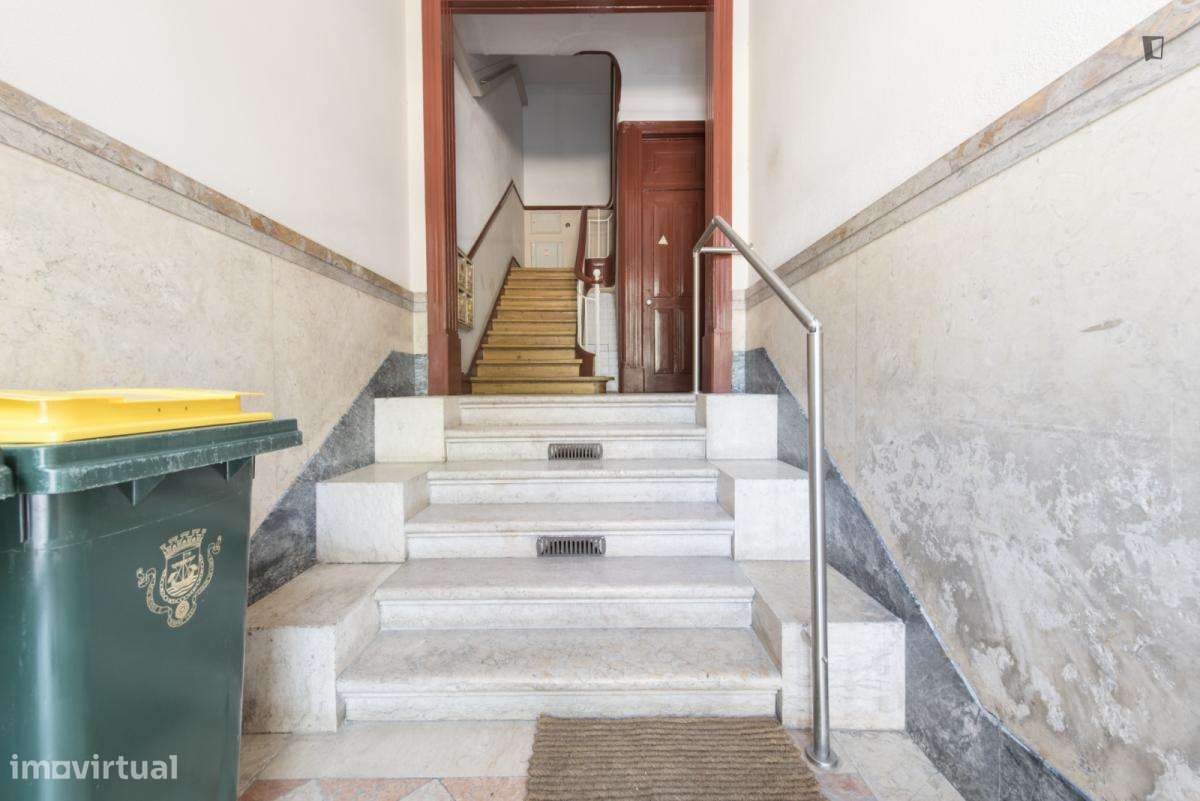 Quarto - localizado em Arroios Lisbon - Grande imagem: 5/6