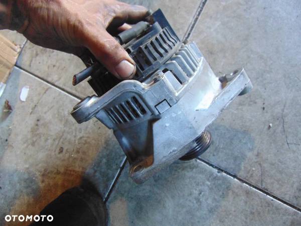 Alternator audi a4 b5 1,8 20v - 6