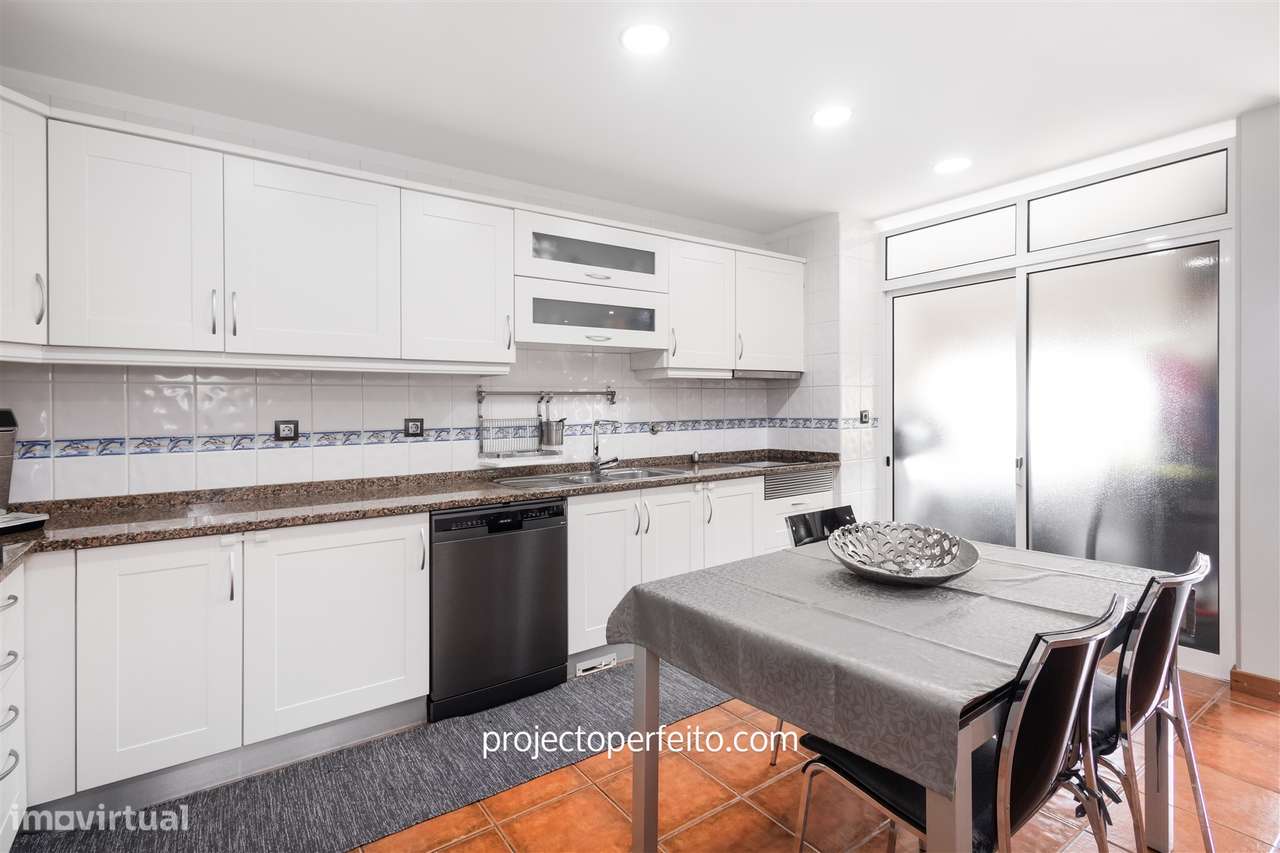 Apartamento T2 Venda em Rio Meão,Santa Maria da Feira-3