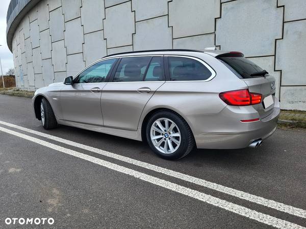 BMW Seria 5 520d - 6