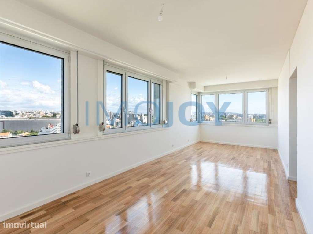 Apartamento T3 Remodelado no Foco - Grande imagem: 4/30