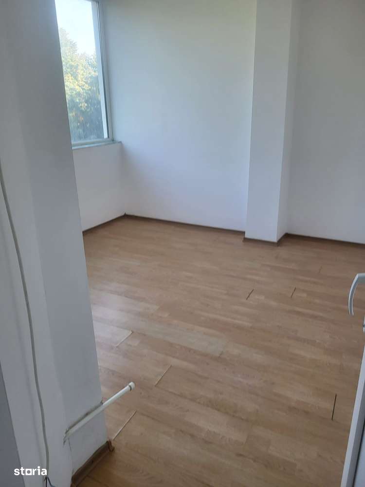 Mangalia 2 camere Saturn de vanzare-3