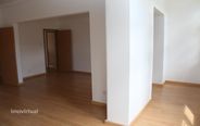 Apartamento T3 Av Frei Miguel Contreiras - Miniatura: 11/14