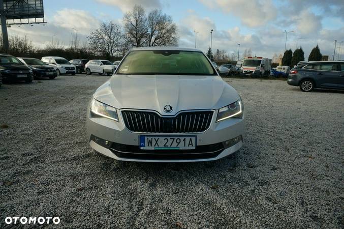 Skoda Superb 2.0 TDI Style DSG7 - 4